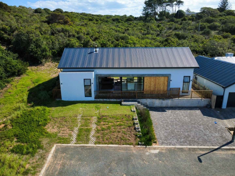 2 Bedroom Property for Sale in Stilbaai Wes Western Cape